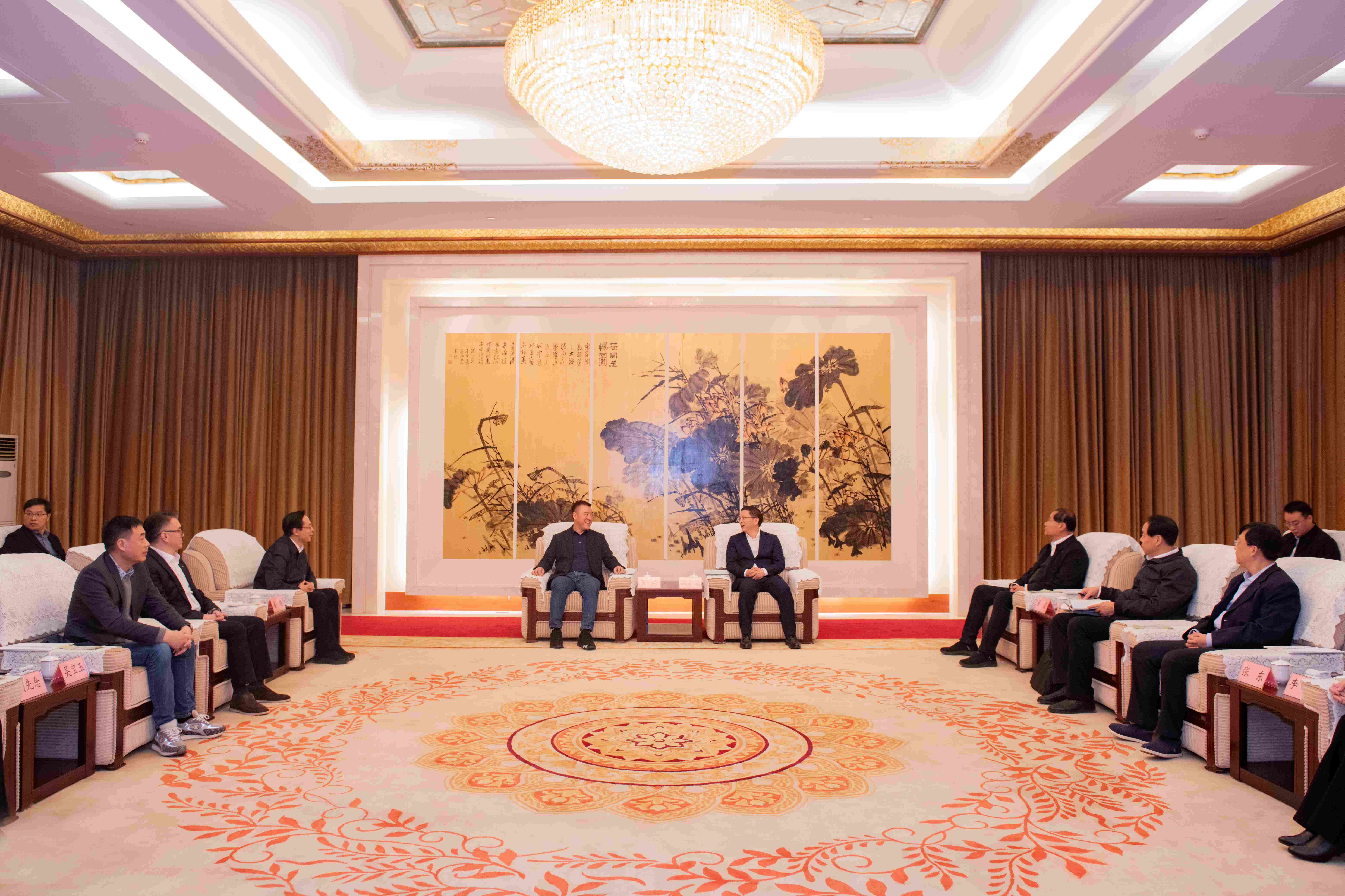 AG庄闲科技董事长陈涛带领深圳市和惠州市企业家前往济宁市考察交流 